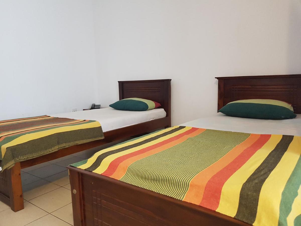 בלנגודה Chamaya Holiday Inn מראה חיצוני תמונה