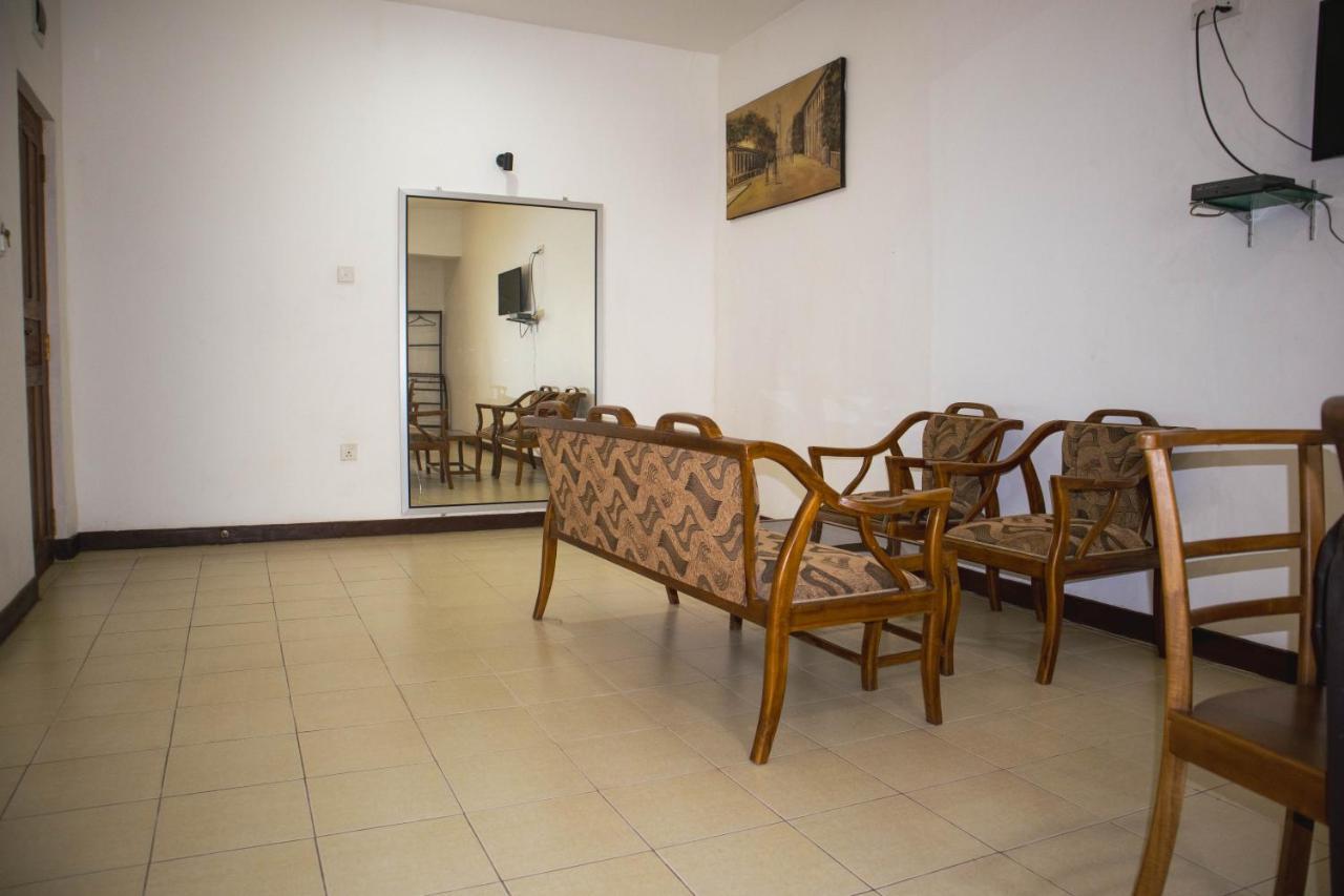 בלנגודה Chamaya Holiday Inn מראה חיצוני תמונה