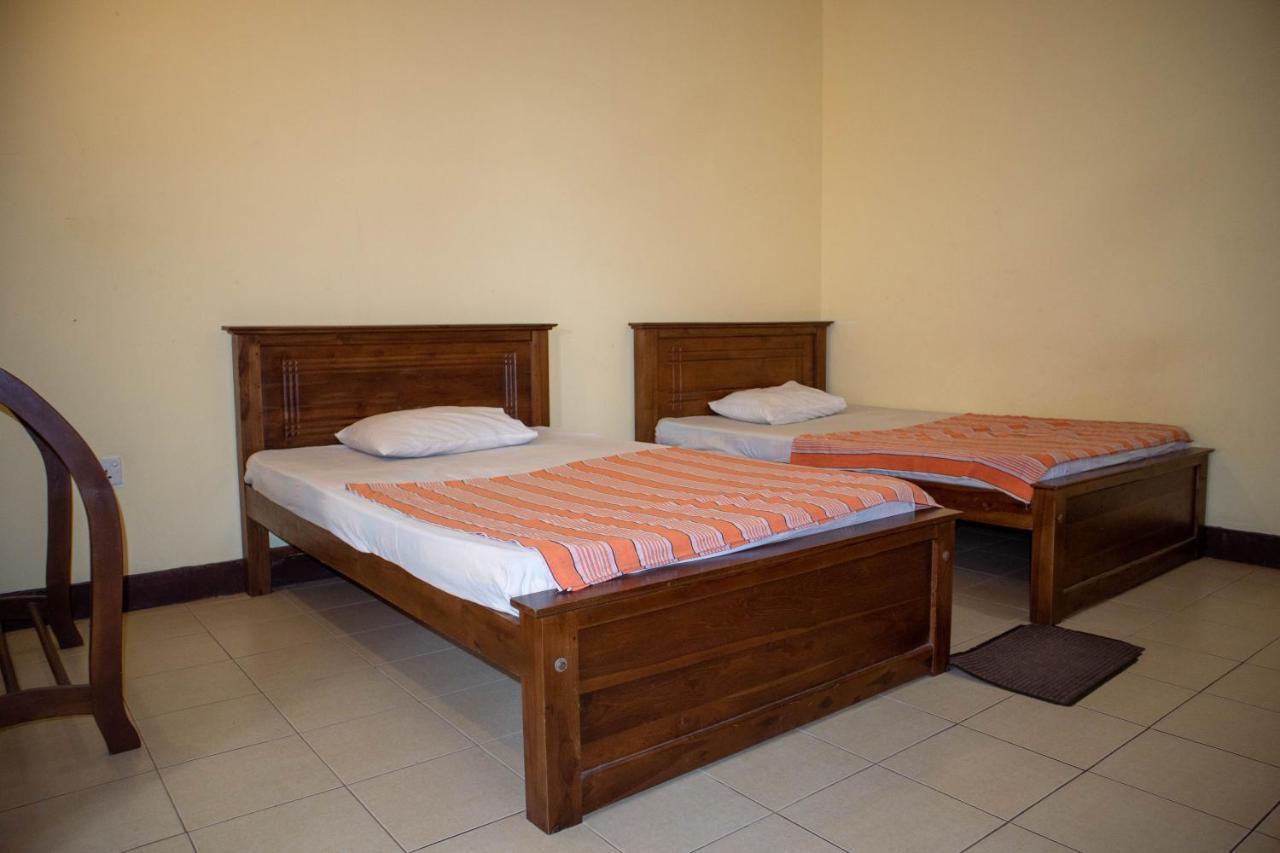 בלנגודה Chamaya Holiday Inn מראה חיצוני תמונה